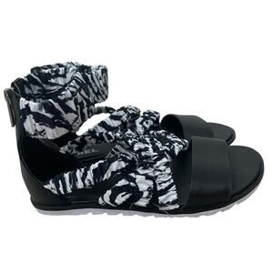 Sorel Women's Ella II Ankle Strap Black and White Sandals NEW Size 6.5
